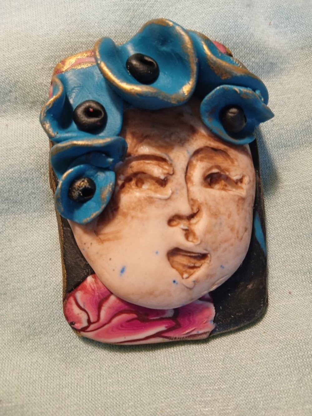 FACE MAGNET